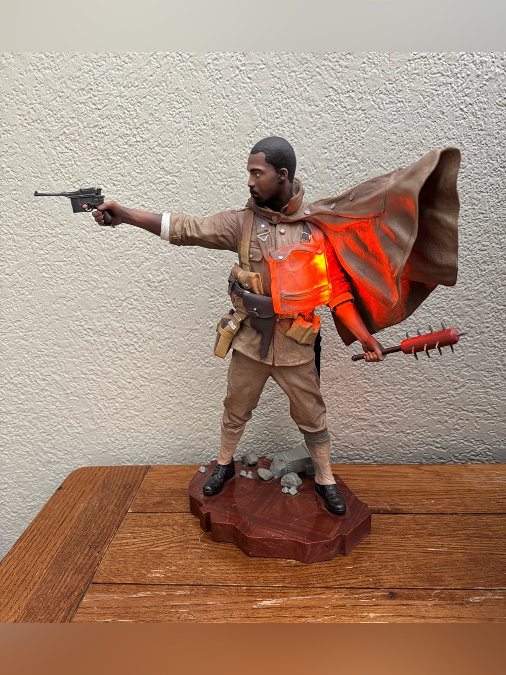 Battlefield 1 Collectors Limited Edition Light Up 14” Narrator Statue Figure
